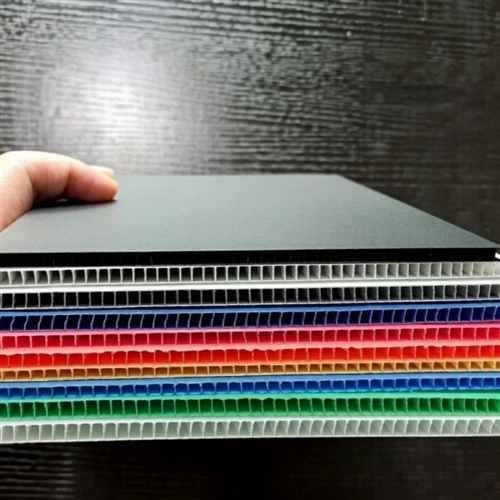 Ki enpèmeyab resikle ki lejè dra plastik corrugated