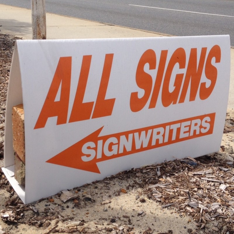 Simple-to-Use Roster Sign Simple-to-Use Roster Sign
